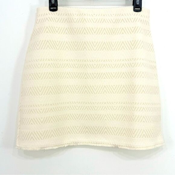 LOFT Cream Zigzag Textured Jacquard Frayed Hem Mini Pencil Skirt - Picture 3 of 10
